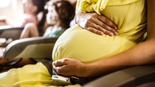 Ropa de embarazada para viajar cómoda – Hotelista