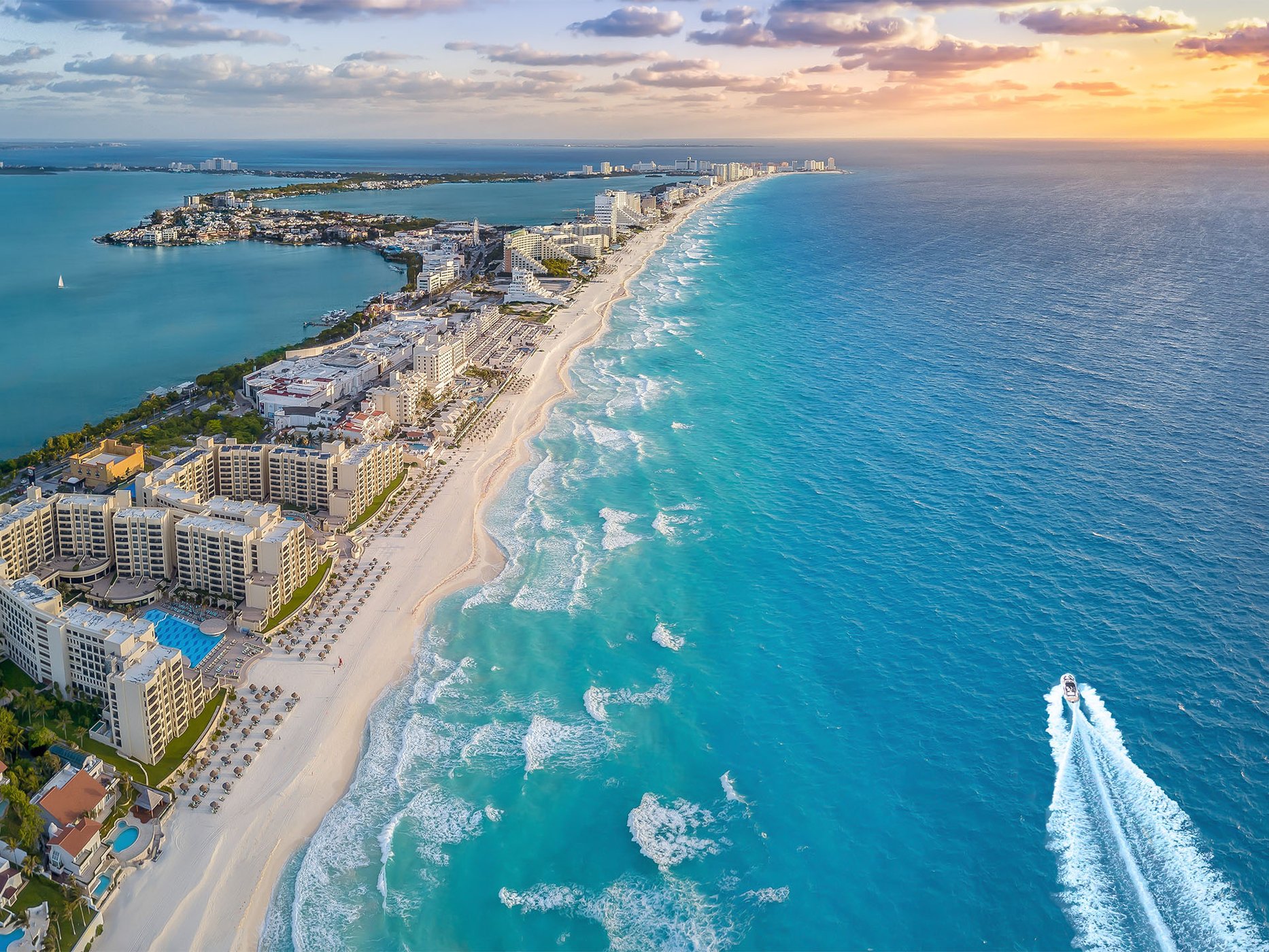 ¿Cuánto cuesta un pasaje de avión para ir a Cancún?