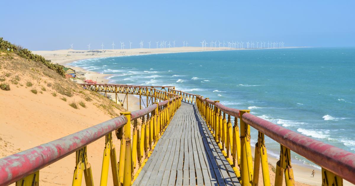 Viagens pelo Brasil estão em alta. Ministério do Turismo acaba de divulgar uma lista com os 21 destinos que serão tendência para 2021. Com muitas fronteiras fechadas, muitos protocolos para ingresso a viagem está mais cara e para o exterior.