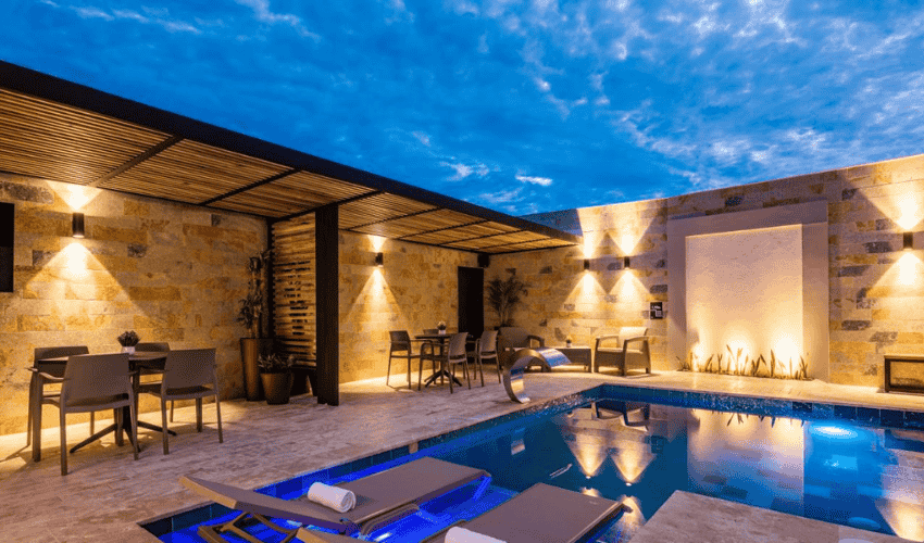 Disfruta de la comoidad y los servicios del Hotel Elite