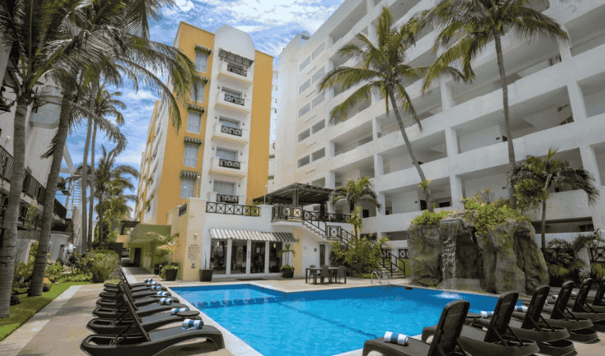 Descubre Best Western Hotel Posada Freeman Zona Dorada, los mejores hoteles en Mazatlán