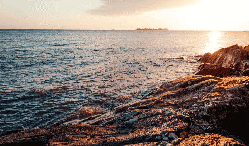 El sol y el agua: la mejor combinación para disfrutar de Colonia del Sacramento | Fuente: Civitatis